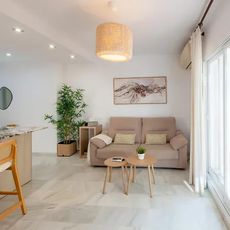 Penthouse With Terrace In Marbella- Costa Del Sol 아파트 *