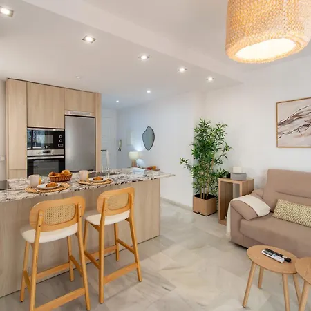 Penthouse With Terrace In Marbella- Costa Del Sol 마르베야